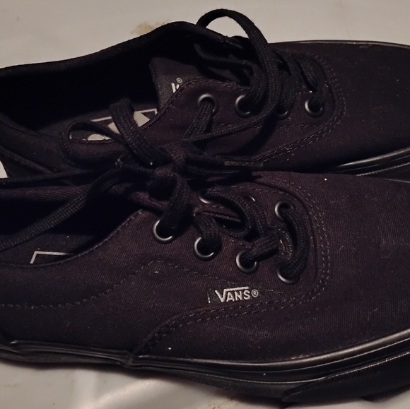 Vans NWOT womens size 5 - Picture 3 of 5